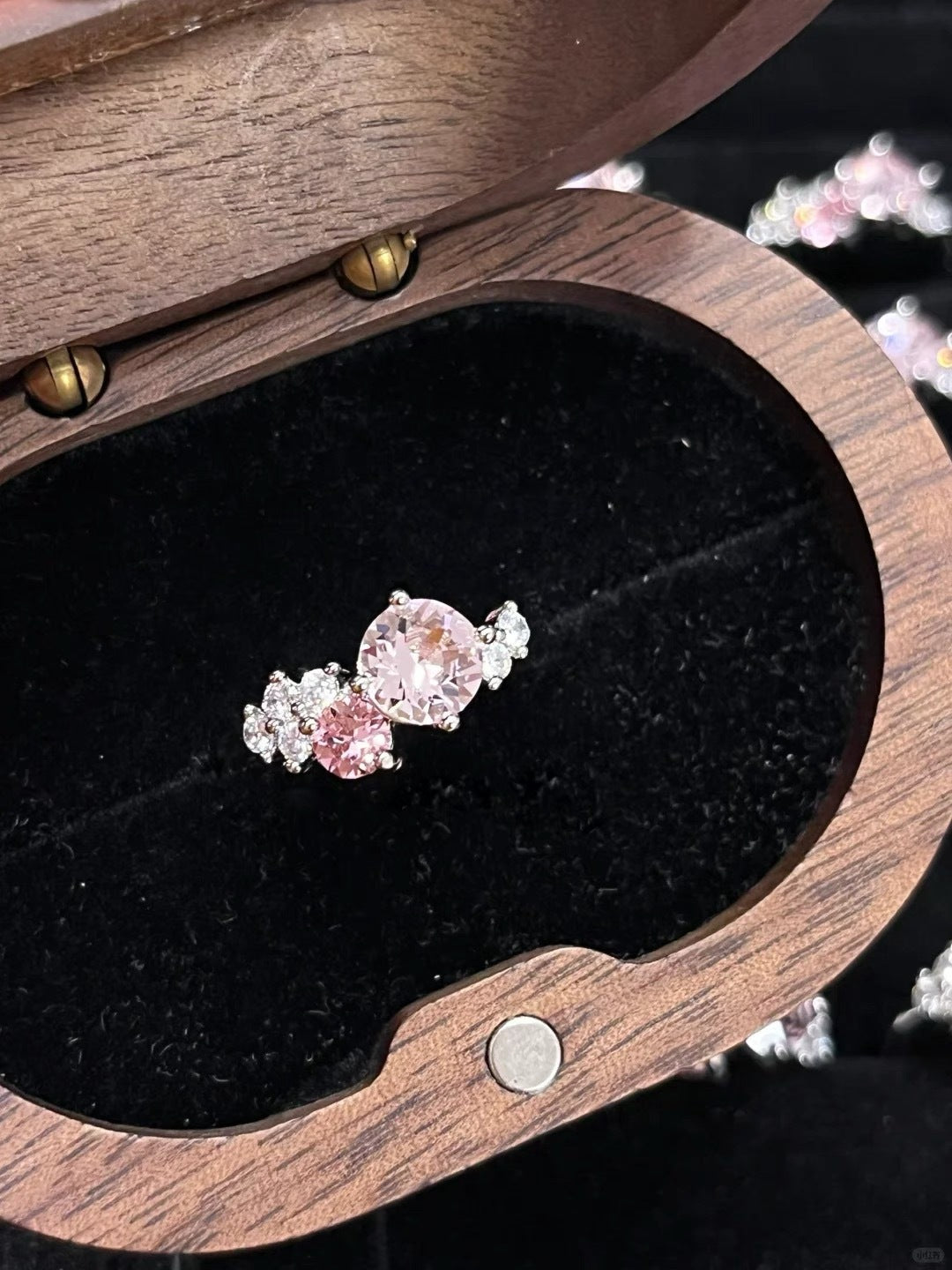 Rose-Shaped Pink Crystal Ring – Romantic Flower Promise & Engagement Ring for Women