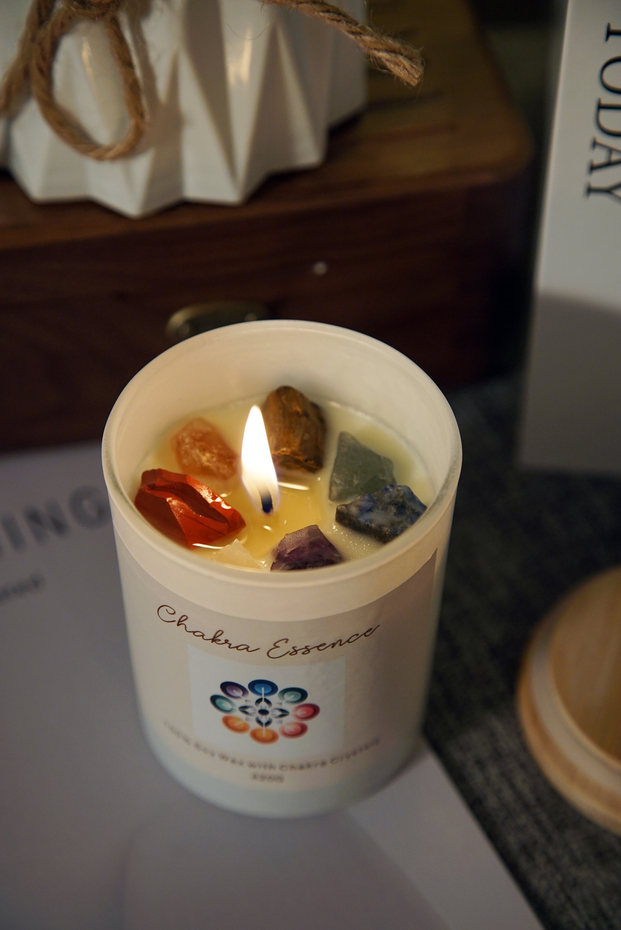Chakra Candle Gift – Handmade Aromatherapy Soy Wax Candle for Meditation, Relaxation & Healing Energy